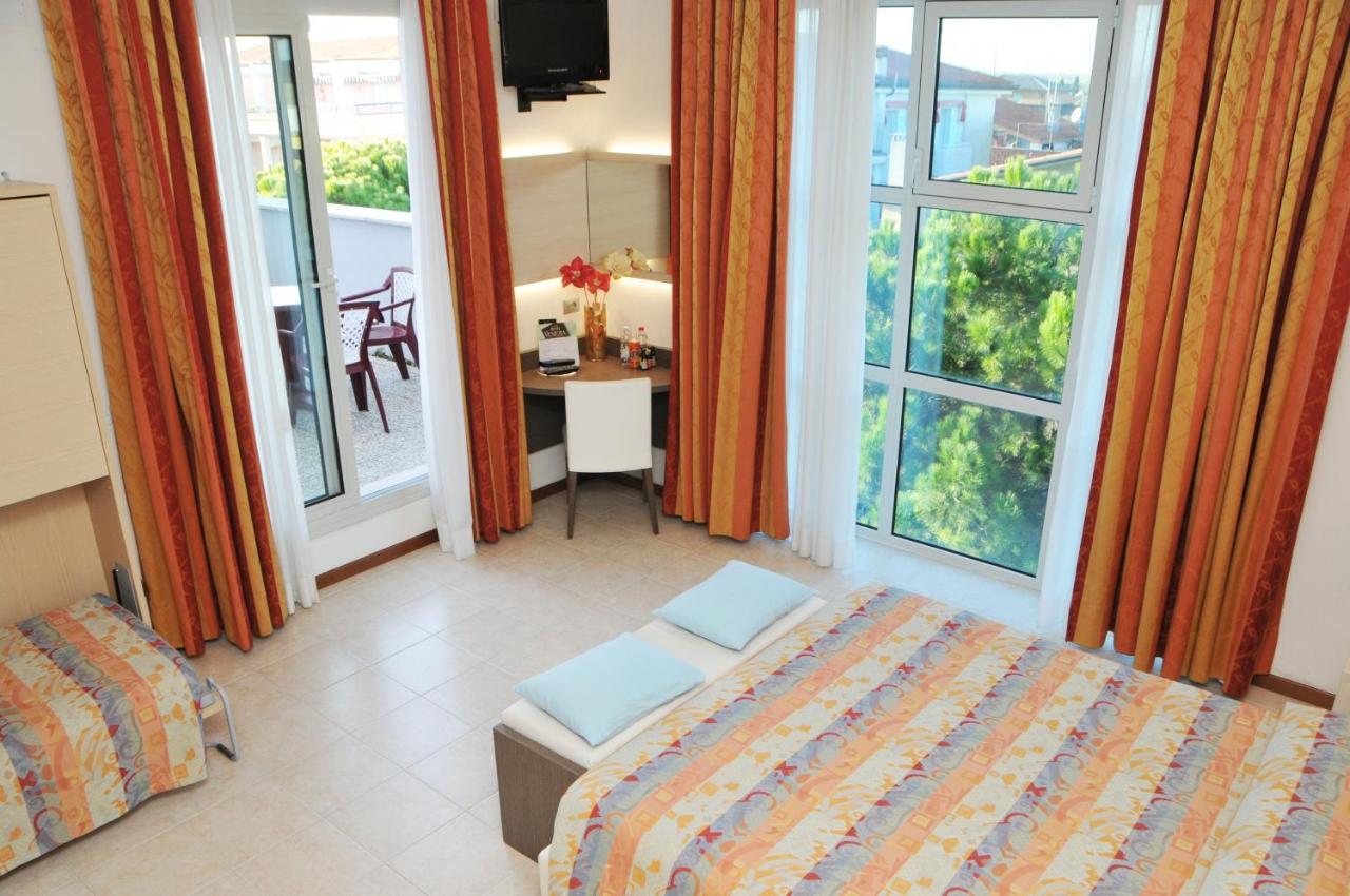 Hotel Venezia Caorle Eksteriør bilde
